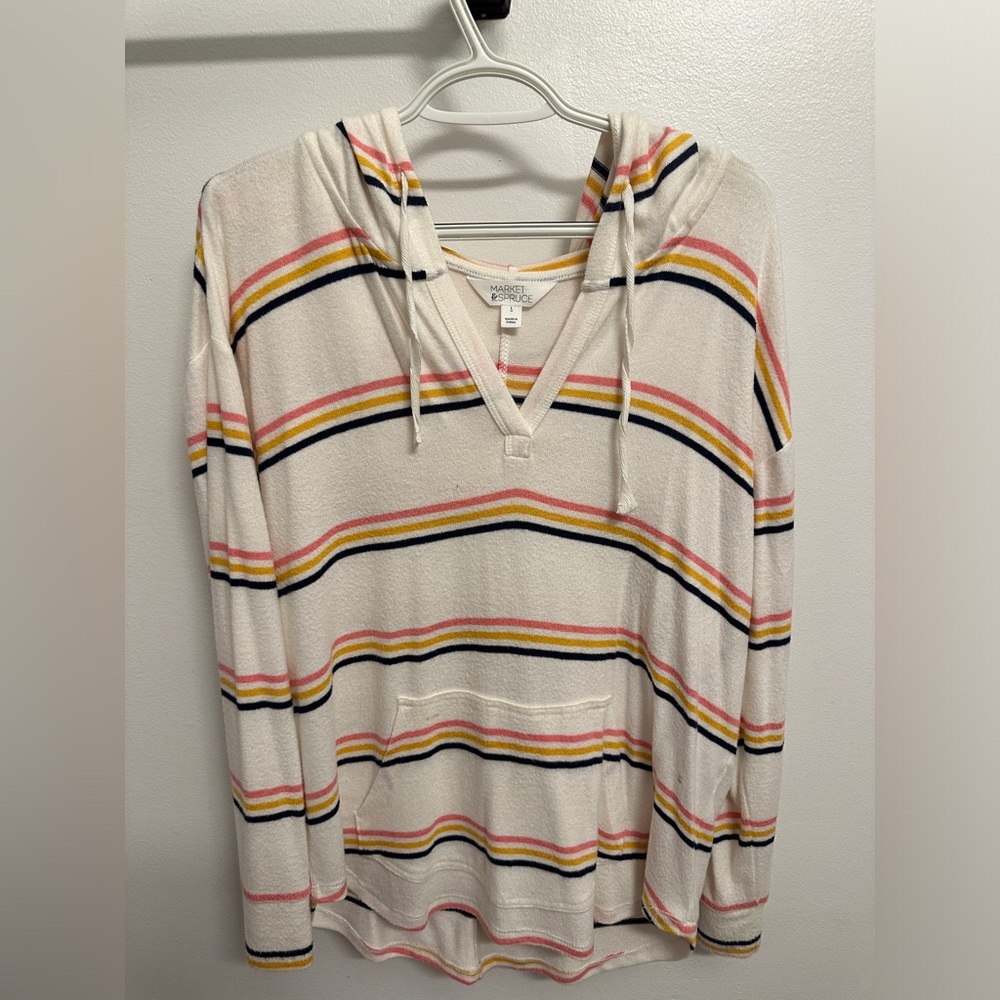 Multi color light weight sweater!
